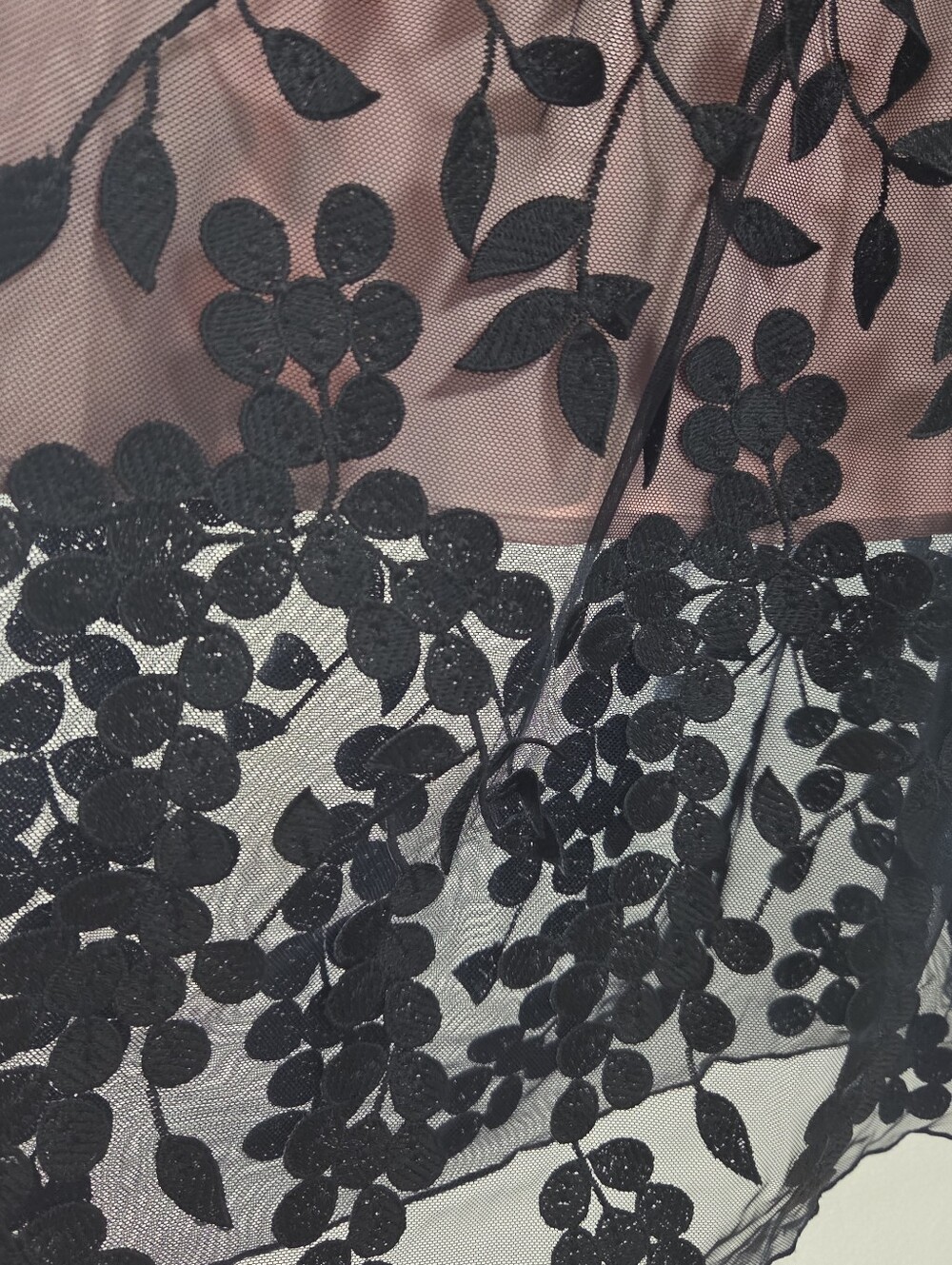 RW&Co Floral Applique Mesh Midi Dress Blush Pink Black Sheer NWT Size 0 Cocktail - Picture 9 of 16
